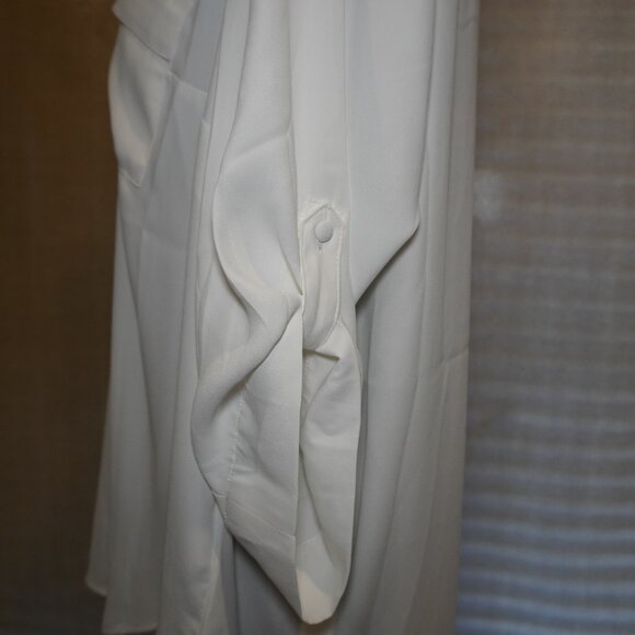 NWT- TORRID- White Harper Georgette Pullover 3/4 Blouse/ Top Size 2 (18/20) - Picture 3 of 8